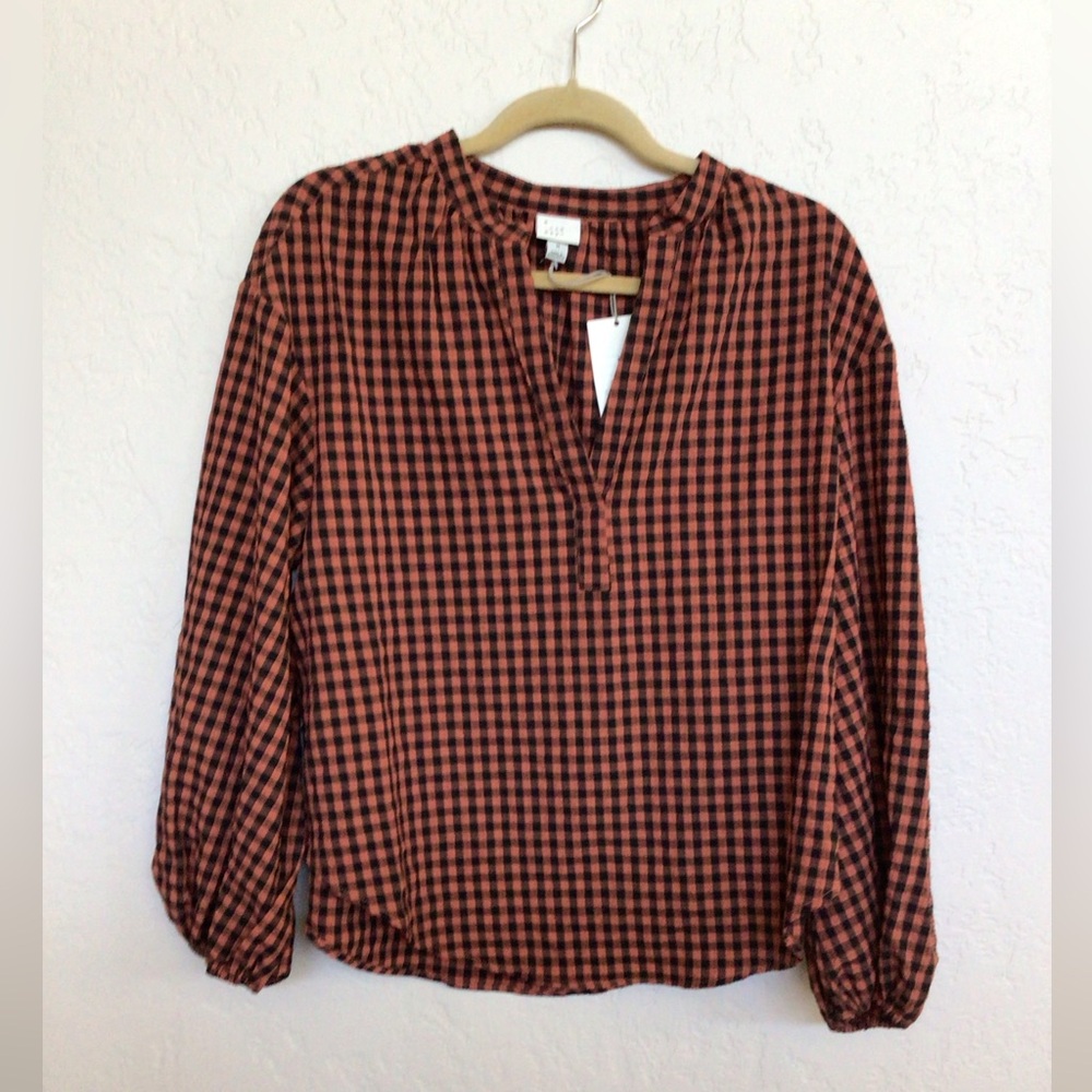 Woman’s Shirt NWT